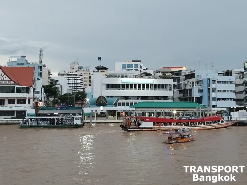 Bangkok River Boats - Chao Phraya Express Boat Service